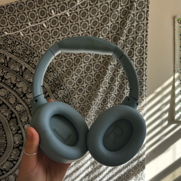 bluetooth noise canceling headphones - Picture 5 of 10